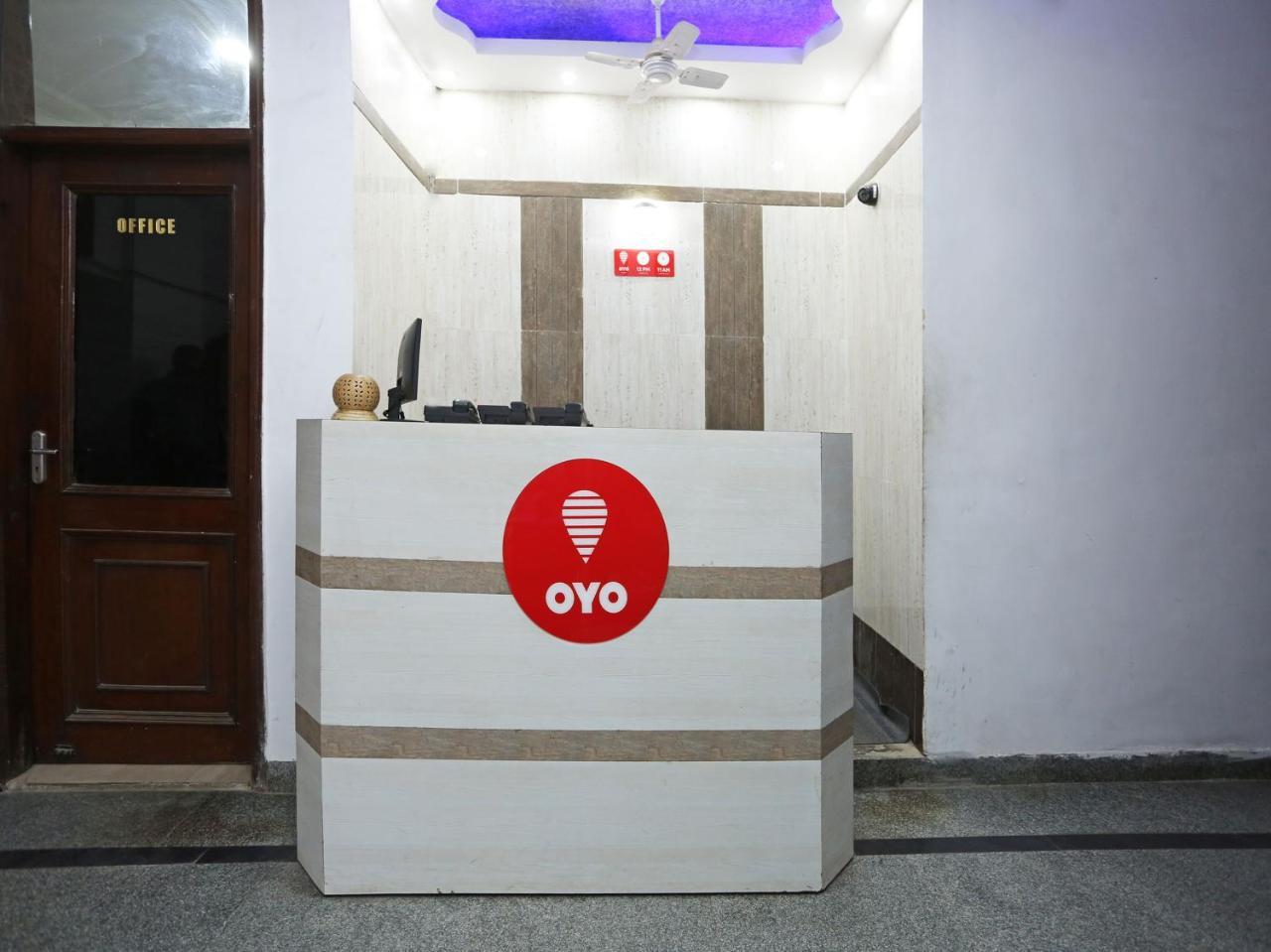 Oyo 472 Hotel Sareen Nové Dillí Exteriér fotografie